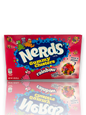 Nerds Gummy Cluster 85g Vorderseite rote Verpackung mit weißer Schrift auf weißem Hintergrund