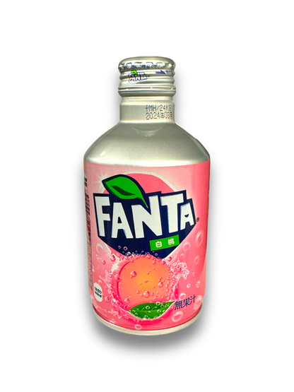 Fanta White Peach Japan 300ml Vorderseite Pinke Aludose mit Fanta Schriftzug und Pfirsich Abbildung 