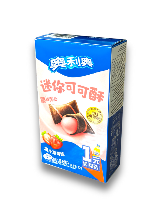 Oreo Mini Cocoa Crisp Strawberry 40g Vorderseite blaue Verpackung mit chinesischer Schrift, Keks