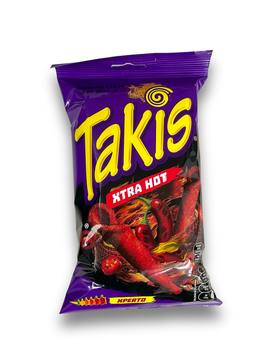 Takis Xtra Hot 90g Tortilla blaue Verpackung mit gelber Schrift Vorderseite auf weißem Hintergrund